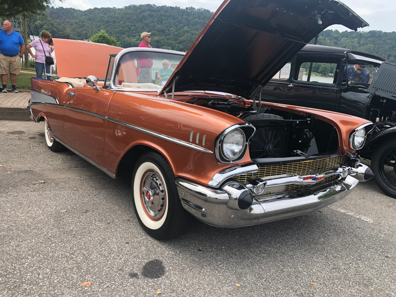 Illustration for article titled Car show in Madison (warning: obvs very big photo dump)